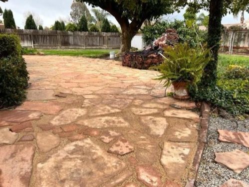 10 Avenida Descanso, Oceanside, CA 92057-6030