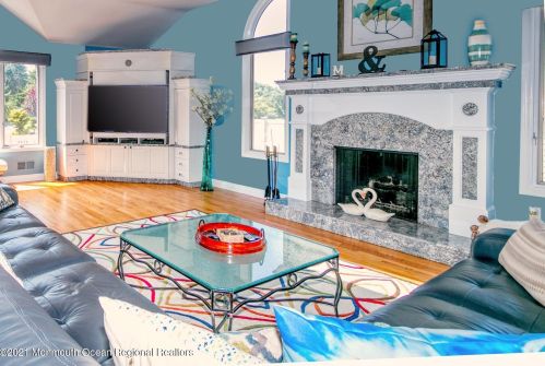 149 Bowne Rd, Tinton Falls NJ  07712-2519 exterior