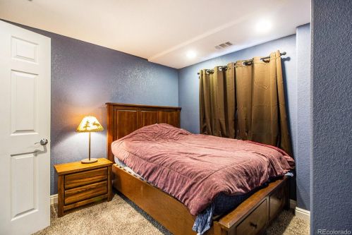 21413 Nassau Pl, Aurora CO 80013-3320 exterior