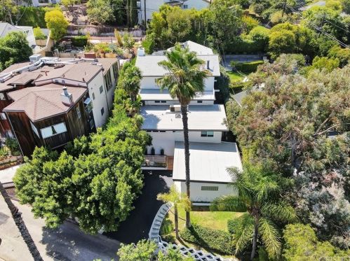 4041 Davana Rd, Van Nuys, CA 91423-4635