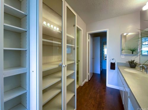 17251 Chestnut, Irvine CA  92612-2316 exterior