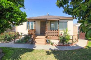3751 Lofton Pl, Riverside CA  92501-1615 exterior