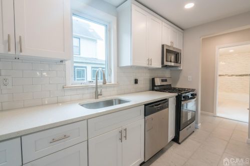 11 Westside Ave, Tinton Falls NJ  07701-1409 exterior