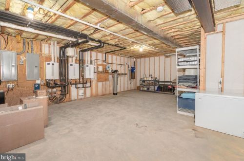 253 Bonnybrook Rd, Carlisle PA 17013-4214 exterior