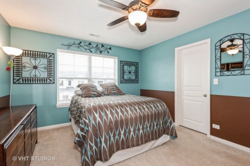 1378 Newport Cir, Pingree Grove IL  60140-2071 exterior