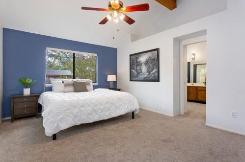 3904 Beaconsdale Dr, Austin TX  78727-2956 exterior