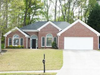 2695 Meridian Dr, Dacula, GA 30019-3027