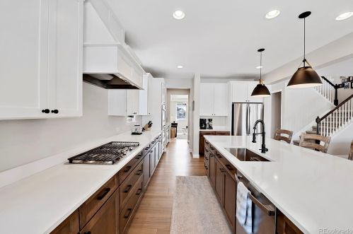27717 Costilla Dr, Denver CO  80016 exterior