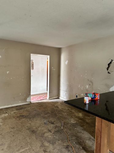 1026 Alameda Dr, Modesto, CA 95351-1200