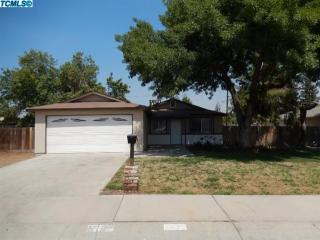 1632 Merritt Ave, Tulare, CA 93274-1714