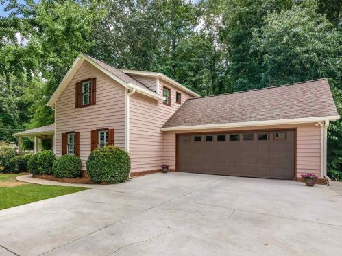 689 Sugar Creek Trl, Conyers, GA 30094-3812