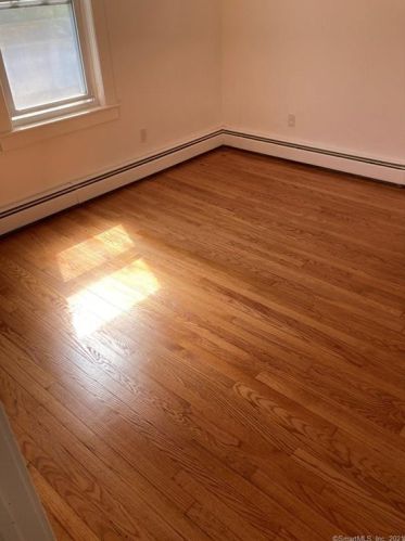 4 Pleasant St, Killingly CT  06241-1605 exterior