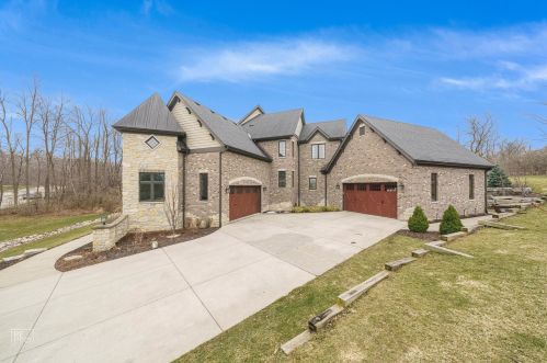 13121 Steeplechase Dr, Mokena, IL 60451-1320