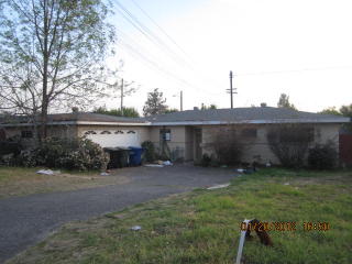 578 Harriet St, Altadena, CA 91001-4537