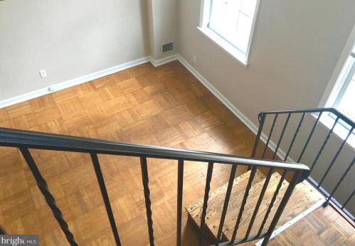 340 12 St, Philadelphia PA 19147-1832 exterior