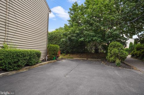 315 Olive St, Media PA  19063-3723 exterior
