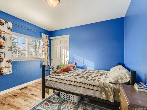 16294 Phillips Ln, Englewood CO  80112-4607 exterior