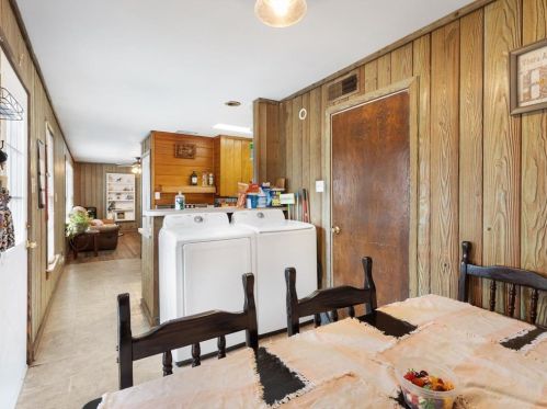 1300 Quail Trl, Fort Worth TX  76114-2321 exterior