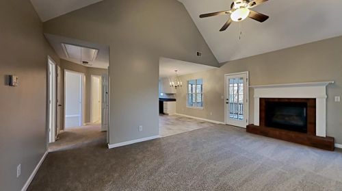 5920 Colonnade Dr, Rex GA 30273-5014 exterior