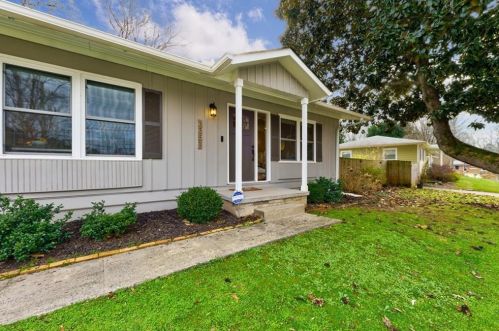 3351 Creatwood Trl, Smyrna GA  30080-4564 exterior
