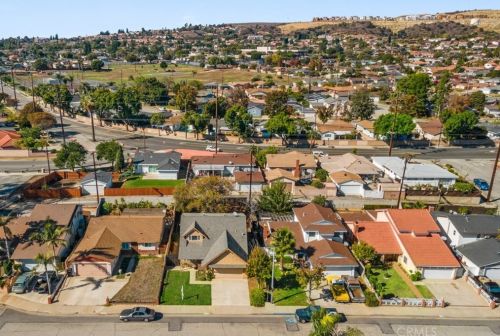 709 Bartolo Ave, Montebello, CA 90640-3703