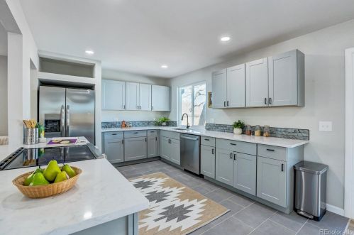 18479 60th Ave, Denver CO  80403-2112 exterior