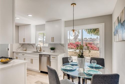 24 Palomar St, Chula Vista CA  91911-3533 exterior