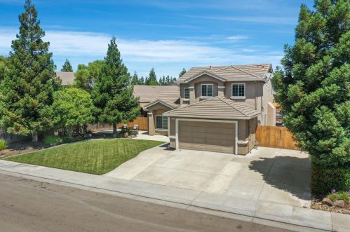 3827 Vecchio Ln, Stockton, CA 95212-3112
