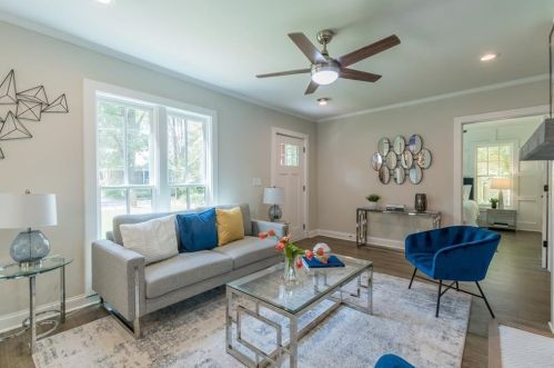 1222 Lorenzo Dr, Atlanta GA  30310-3946 exterior