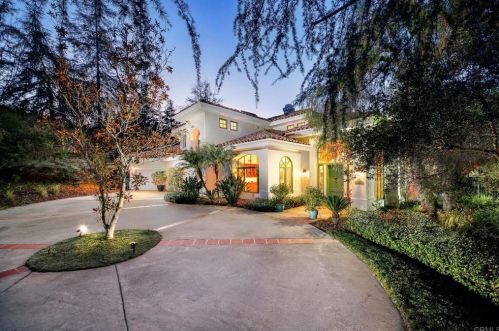 9239 Cedar Trails Ln, Valley Center, CA 92082-5548