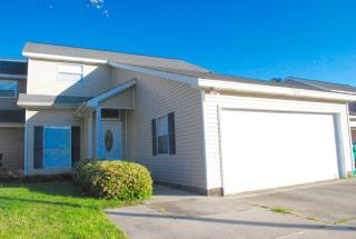 1413 Marina Dr, Slidell LA  70458-9261 exterior