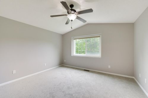 2093 Gresham Ave, Saint Paul MN  55128-4409 exterior