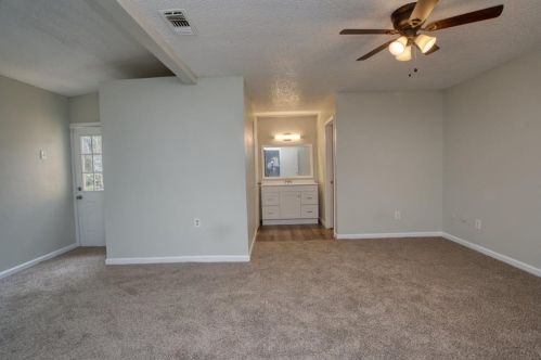 1824 Abshire Ln, Dallas TX  75228-4965 exterior