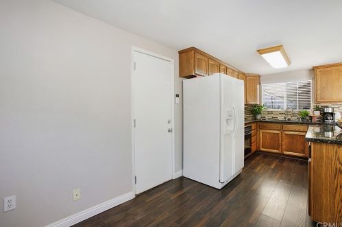 5543 Wentworth Dr, Riverside CA  92505-3151 exterior