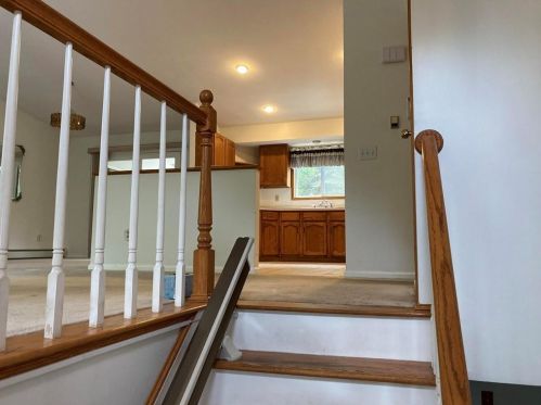 34 Winsor Ave, Providence, RI 02919-1120