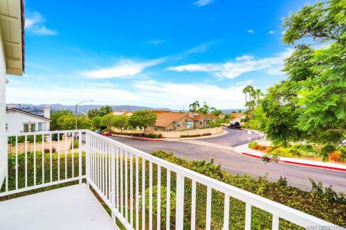 7017 Via Ostiones, Carlsbad, CA 92009-6613