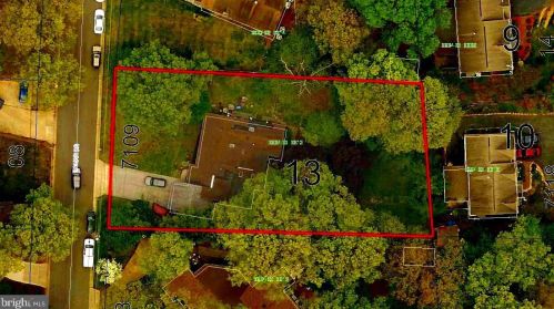 7109 Lamar Dr, Springfield VA  22150-3127 exterior