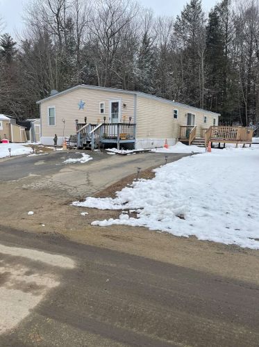 77 Vaillancourt Dr, New Ipswich, NH 03071-3331