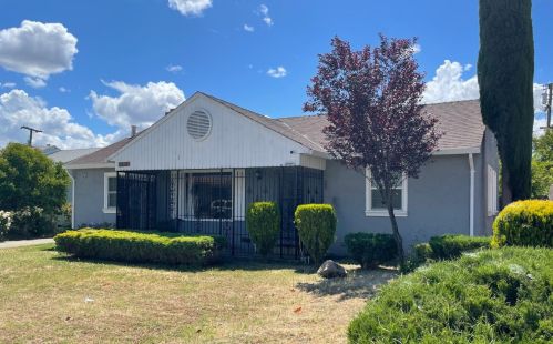 26 Mckenzie Ave, Stockton, CA 95204-2129