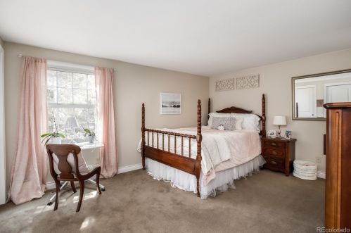 7076 Niagara Ct, Englewood CO 80112-1011 exterior