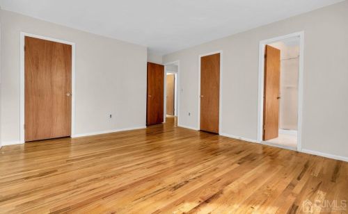 41 Meredith Rd, Piscataway NJ  08854-5419 exterior