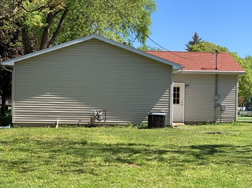 126 Spruce St, Paxton, IL 60957-0010