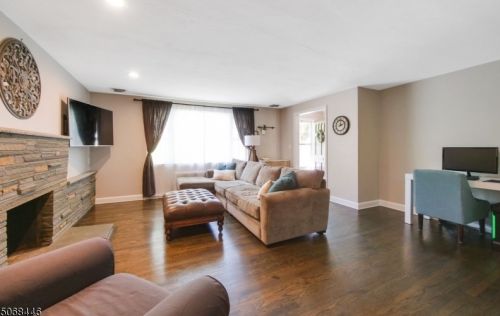 234 Hillside Ave, Springfield, NJ 07081-2810