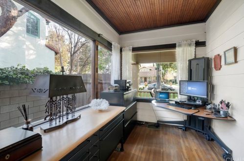 4465 5th St, Riverside CA  92507-4110 exterior