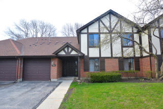 1022 Harbour Dr, Wheeling IL  60090-5429 exterior