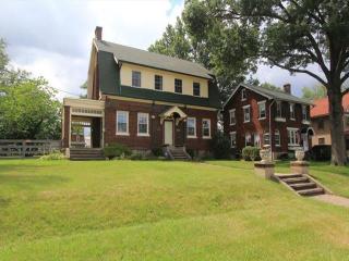 1135 Overlook Ave, Cincinnati, OH 45238-4403