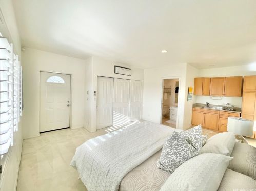 971 Koae St, Honolulu HI  96816-5004 exterior