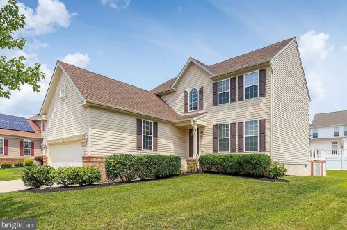 345 Crossing Dr, Mount Royal, NJ 08061-1125