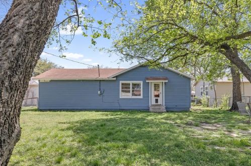 4917 Stephanie Dr, Fort Worth TX  76117-2364 exterior