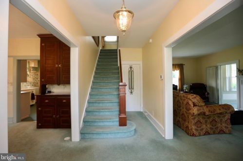 232 Holly Ave, Pitman NJ  08071-1257 exterior